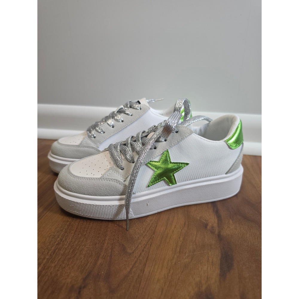 New Vintage Havana Lexa Sneakers Size 8 White Grey Mesh Green Star Metallic